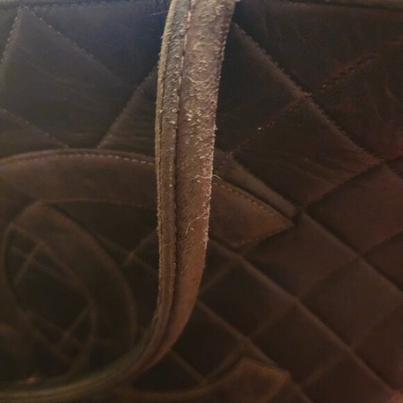 Chanel Caviar Medallion Tote Brown - Picture 3 of 6